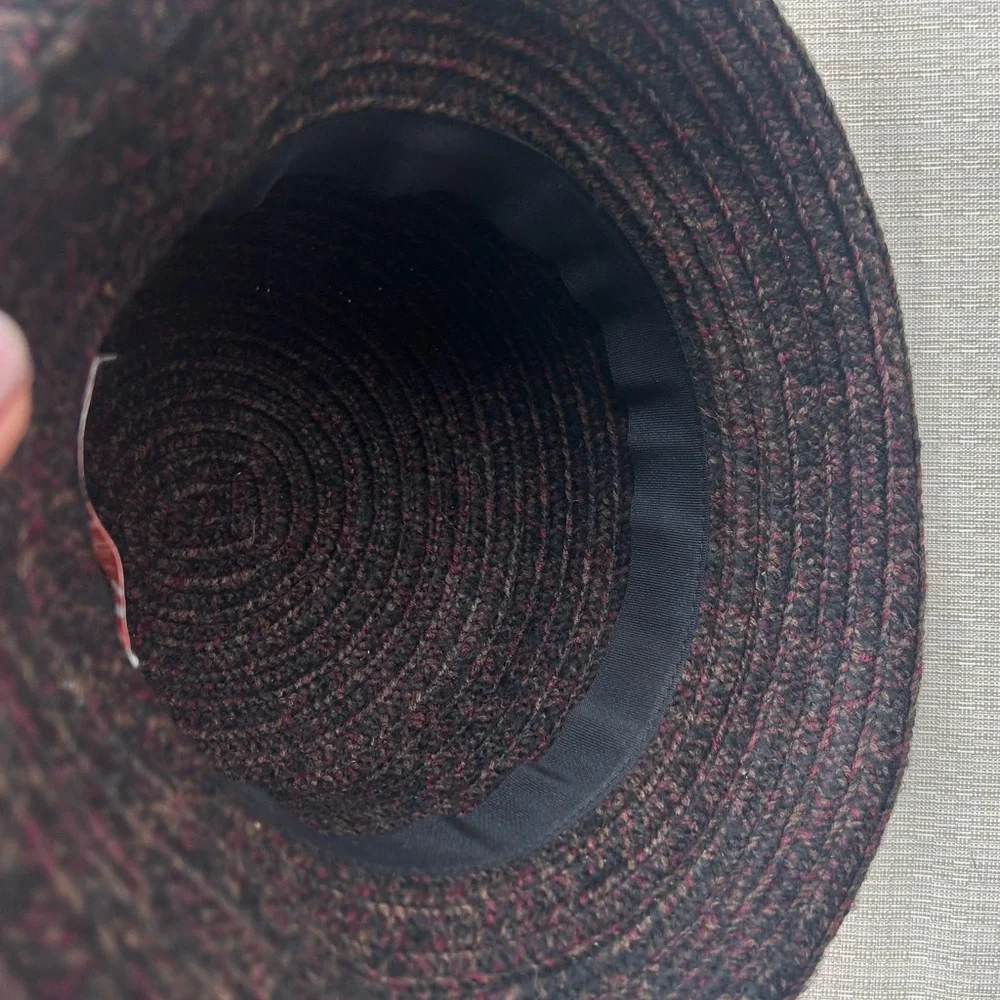NWOT San Diego Hat Company Textured Hat in Black with Burgundy/Brown Fleck